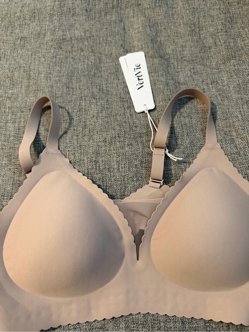 VerVita Wireless Scalloped-Edge Bra in Taupe Size Large NWT activewear